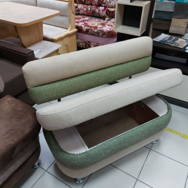 Диван Трубний