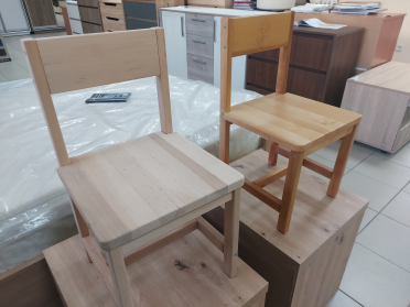 Стілець дитячий