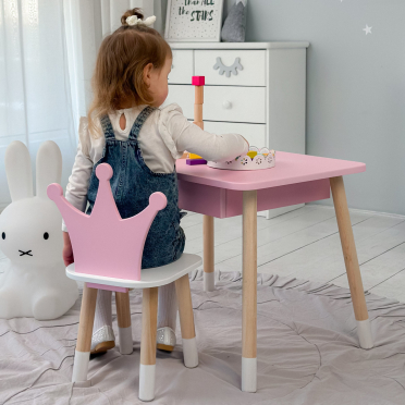 Дитячий столик і стільчиккорона  рожевий. Столик із шухлядою для олівців і розмальовок