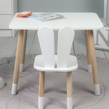 Прямокутний стіл та стіл дитячий білосніжний зайчик. Білий дитячий столик